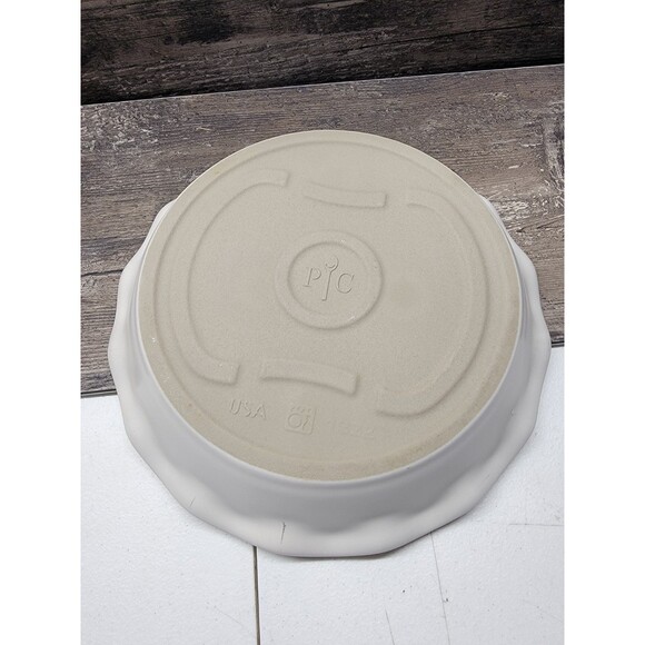 Pampered Chef 9" Stone Pie Plate Satin White Glaze #100738 Scalloped Edge USA - Picture 2 of 5